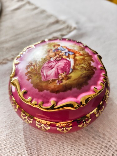 Vintage porzellandose linden - vintage,